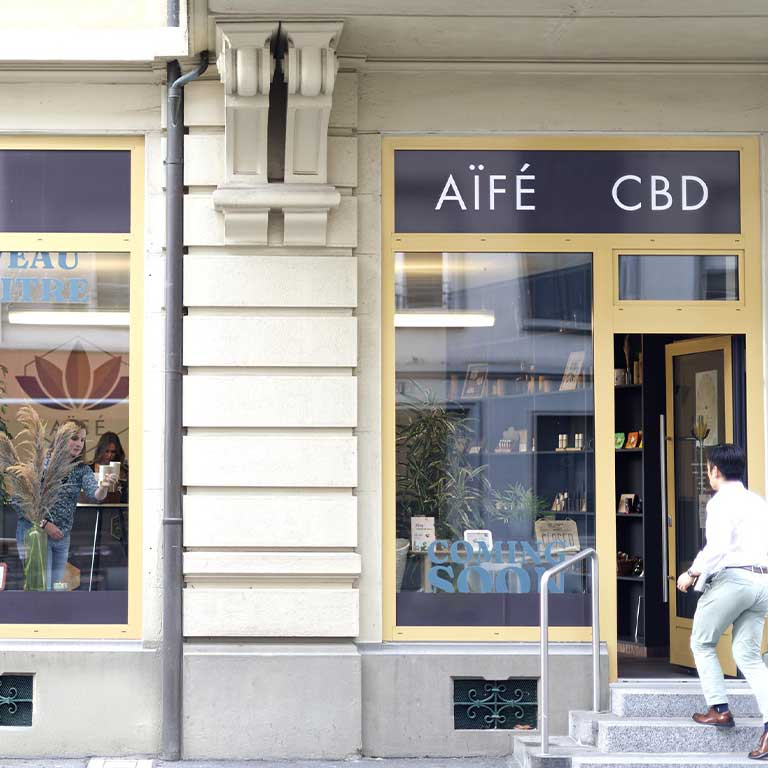 boutique-aife-lausanne devanture de la boutique aifé à Lausanne sous-gare